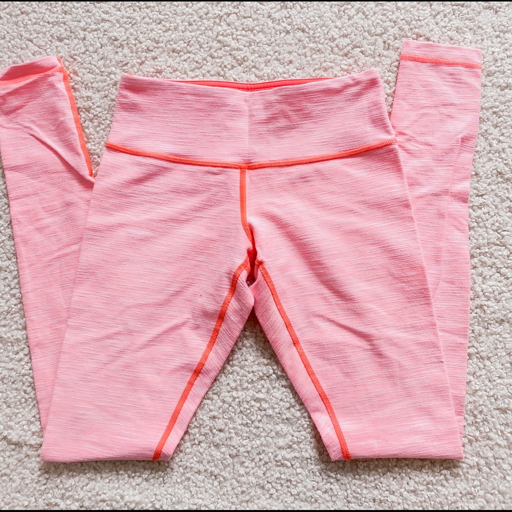 LULULEMON Bright pink leggings